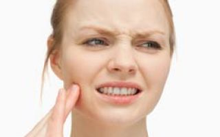 Почему болит челюсть возле уха